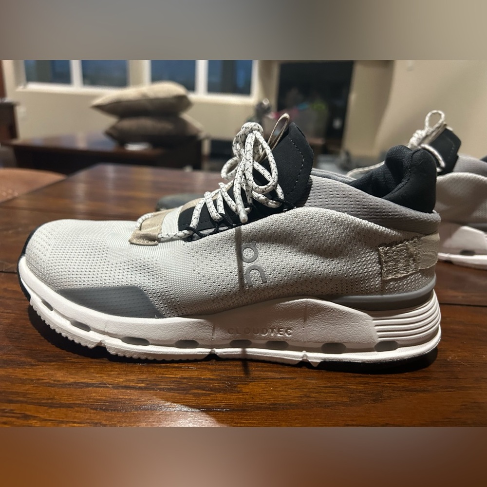 Womens OnCloud Nova